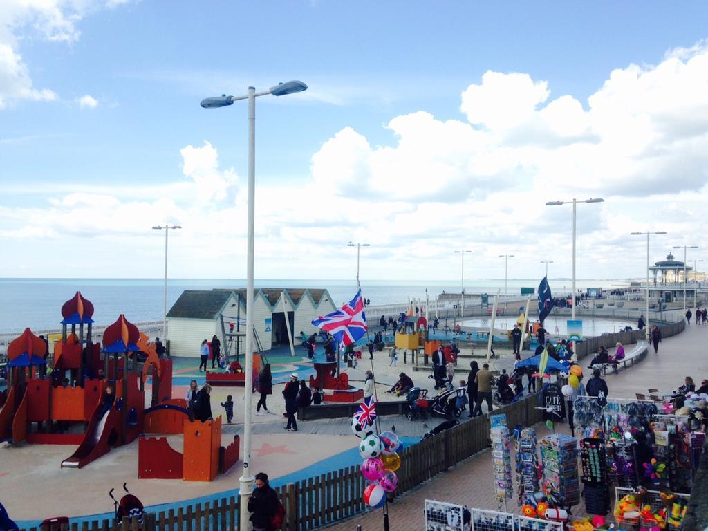 Two Top Central Beach Studios - Also Separate Spa Cabin And Watersports Brighton Luaran gambar